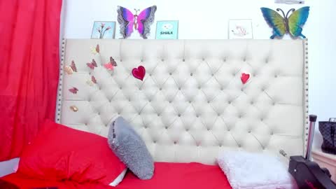 Snapshot of selena_beautyy chatting on 7, 5, 2026 selena_beautyy online show from 7, 5, 2026