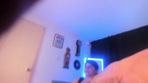 Snapshot of selena_ferreira chatting on 9, 10, 2025 Selena online show from 9, 10, 2025