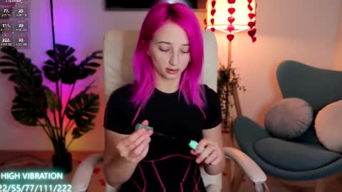 Snapshot of selena_lily chatting on 23, 2, 2025 Selena Lily online show from 23, 2, 2025