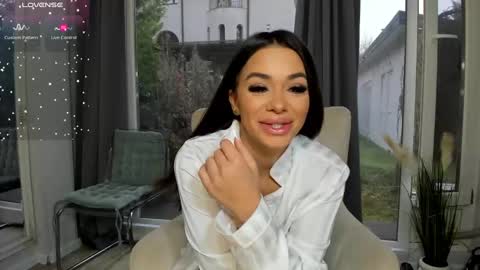 Selena online show from 2, 2, 2025