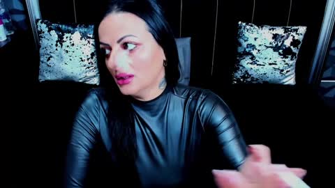 Snapshot of selena_vixen chatting on 29, 12, 2024 Selene online show from 29, 12, 2024