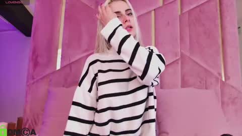 Selena online show from 3, 11, 2025