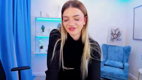 selenaemoore online show from 4, 10, 2025