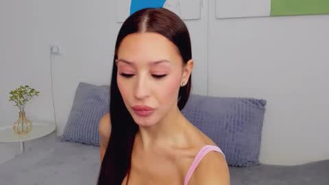 Selena online show from 12, 2, 2026