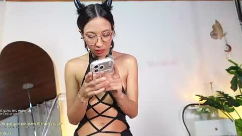 Snapshot of selene_starkk chatting on 28, 7, 2026 Sel Your Little butterfly online show from 28, 7, 2026