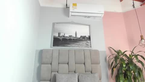 Selene online show from 19, 10, 2025