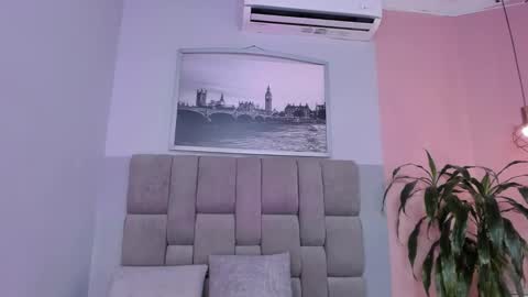 Selene online show from 7, 1, 2026