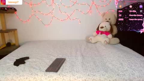 Selene G  online show from 27, 2, 2026