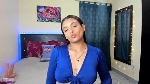 Snapshot of selenestark chatting on 7, 2, 2025 Sele online show from 7, 2, 2025