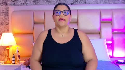 Selenna Cooper online show from 18, 4, 2026