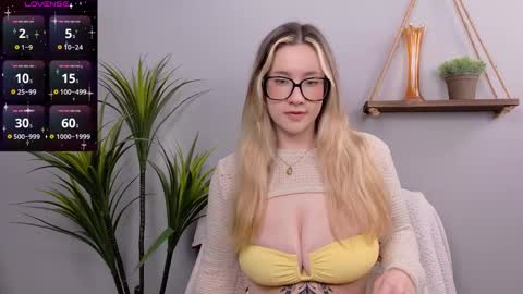 Selina Mae online show from 3, 11, 2025