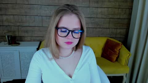 SelinSwarovski online show from 20, 1, 2025
