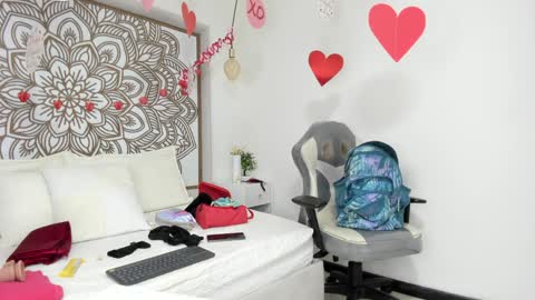 Selket online show from 5, 2, 2025