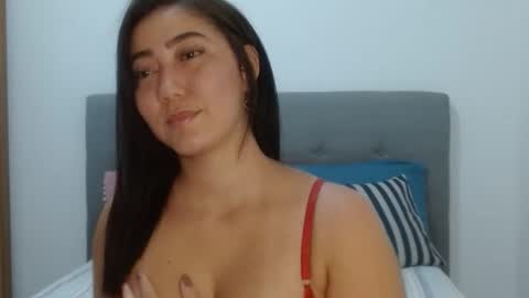 Snapshot of sellenastone chatting on 24, 5, 2026 Sellena Stone online show from 24, 5, 2026