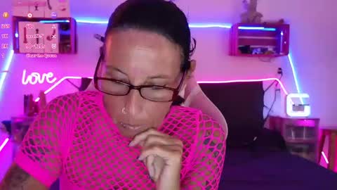 Selvaggia Del Caribe online show from 13, 1, 2025