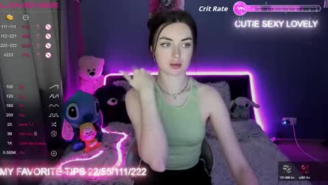 Snapshot of semurmur chatting on 13, 9, 2025 S E M U R online show from 13, 9, 2025