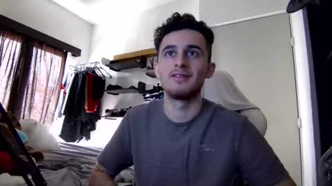 Snapshot of senitzzu chatting on 25, 1, 2025 PAJACONTROL online show from 25, 1, 2025