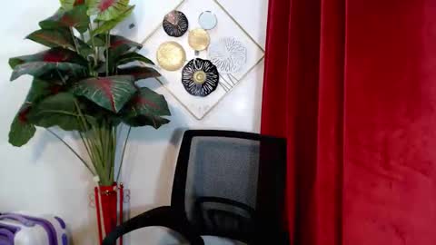 sensational_yeng online show from 18, 10, 2025