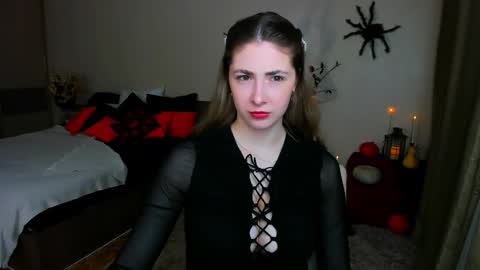 sensitiveheartt online show from 30, 10, 2025