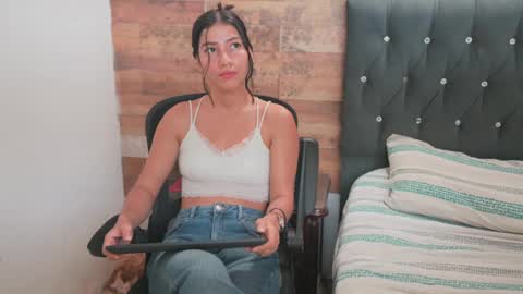 senssual_goddess online show from 4, 3, 2025