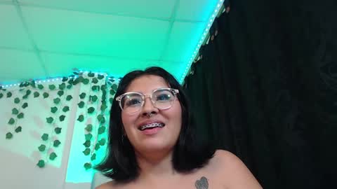 Camille and sophie online show from 21, 2, 2025