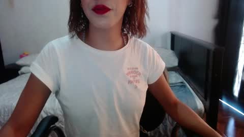 Snapshot of sensual_natalie chatting on 31, 5, 2026 sensual_natalie online show from 31, 5, 2026