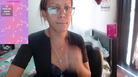 Snapshot of sensual_natalie chatting on 7, 6, 2026 sensual_natalie online show from 7, 6, 2026