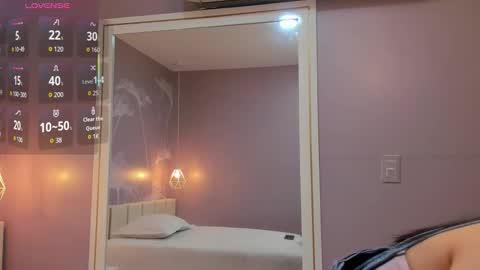 Sophie     online show from 25, 9, 2025