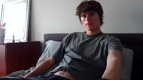 Snapshot of sensualalien chatting on 9, 3, 2025 Cam online show from 9, 3, 2025