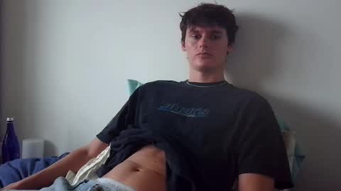 Snapshot of sensualalien chatting on 9, 9, 2025 Cam online show from 9, 9, 2025