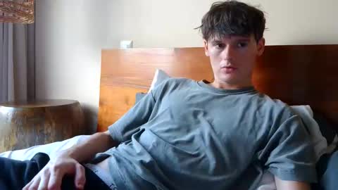 Snapshot of sensualalien chatting on 2, 5, 2026 Cam online show from 2, 5, 2026