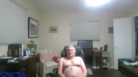 Snapshot of sensualsteve106 chatting on 4, 12, 2024 sensualsteve106 online show from 4, 12, 2024