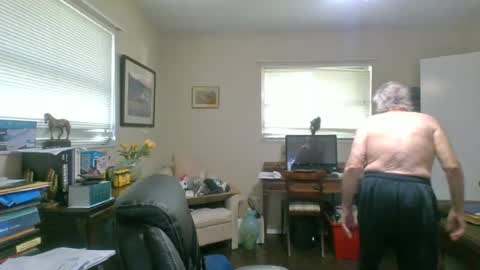 Snapshot of sensualsteve106 chatting on 5, 7, 2026 sensualsteve106 online show from 5, 7, 2026
