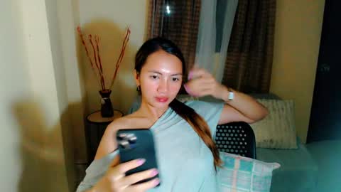 Snapshot of sensuous_rose chatting on 12, 2, 2025 ROSE online show from 12, 2, 2025