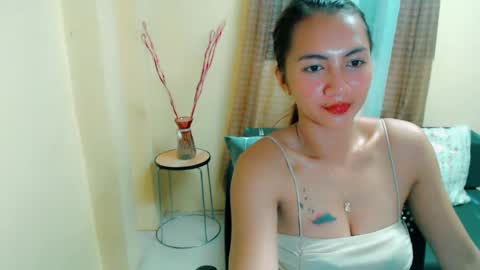 Snapshot of sensuous_rose chatting on 14, 2, 2025 ROSE online show from 14, 2, 2025