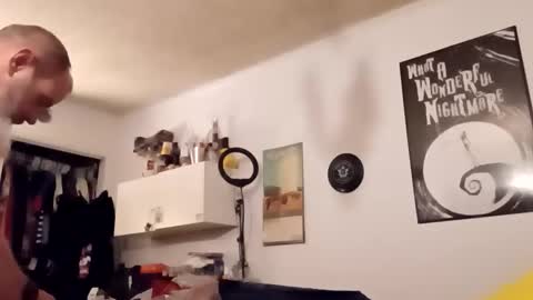 ser_sterchy_pants online show from 17, 4, 2026