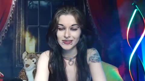 Seraphin Munster online show from 11, 2, 2025