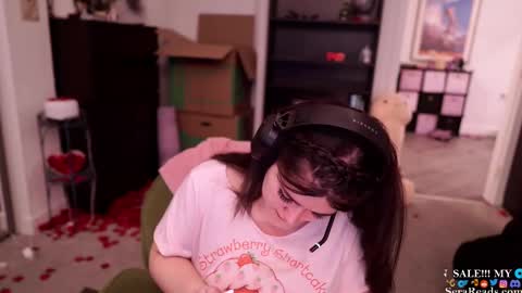 SeraReads online show from 11, 2, 2025