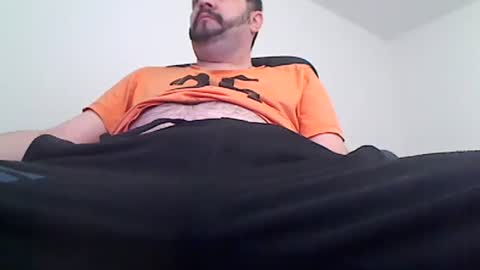 Snapshot of serato80 chatting on 20, 12, 2024 serato online show from 20, 12, 2024