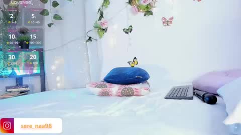 Snapshot of serena_jeyns chatting on 23, 5, 2026 SERE online show from 23, 5, 2026
