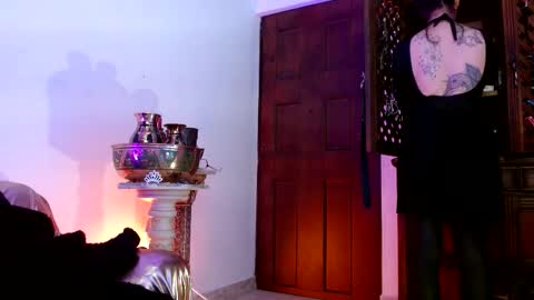 Serena Xyz online show from 3, 12, 2025