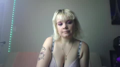 Snapshot of serenityfaith1 chatting on 16, 1, 2025 serenityfaith1 online show from 16, 1, 2025
