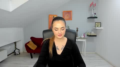 serenlys online show from 26, 10, 2025