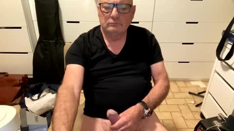 serge8413 online show from 10, 12, 2024