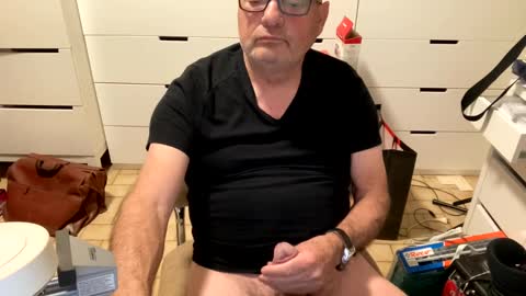 serge8413 online show from 19, 12, 2024