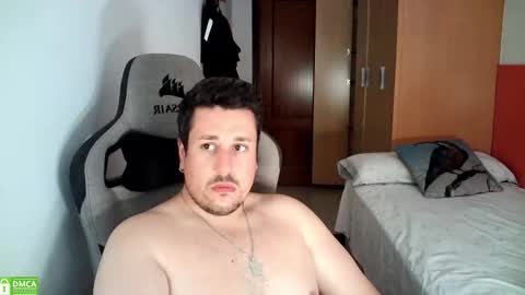 Pollos online show from 15, 9, 2025