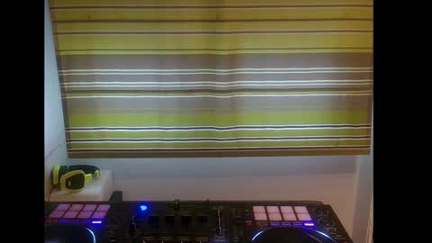 Snapshot of sergioespmad chatting on 20, 9, 2025 Dj Notorious aka bionik hand online show from 20, 9, 2025