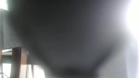 hetero serio discreto online show from 9, 1, 2025