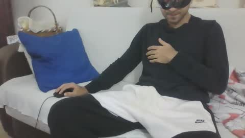 Snapshot of sero98313230 chatting on 14, 10, 2025 sero98313230 online show from 14, 10, 2025