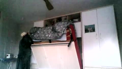 serrano49 online show from 18, 12, 2024